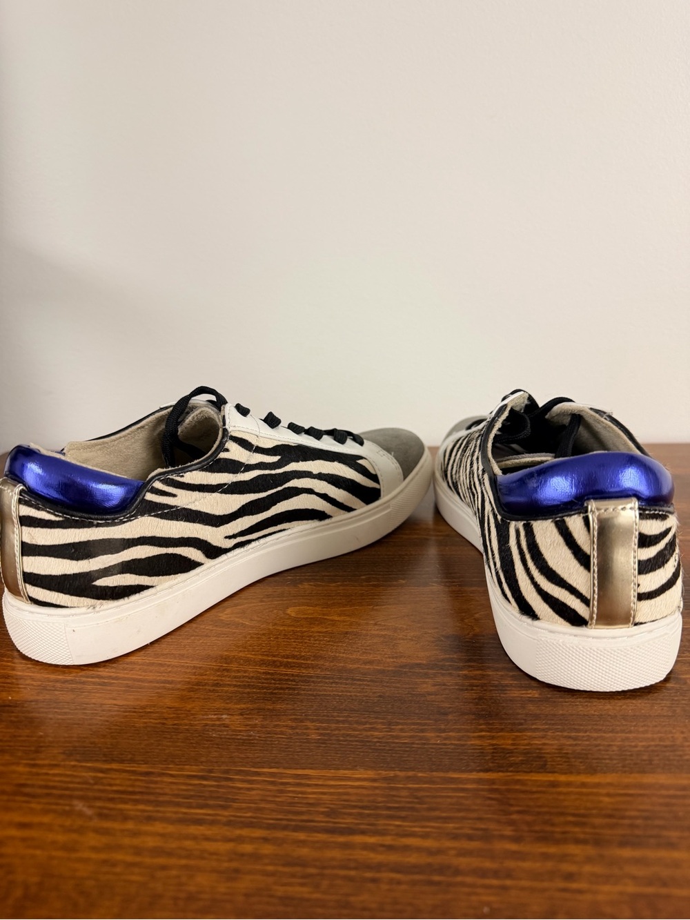 Sassy Kenneth Cole Zebra Print Black White  with Gray Suede Toe - Picture 5 of 5